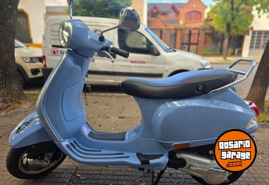 Motos - Vespa VXL 150 2024 Nafta 6000Km - En Venta