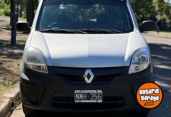 Utilitarios - Renault Kangoo 2014 Nafta 180000Km - En Venta