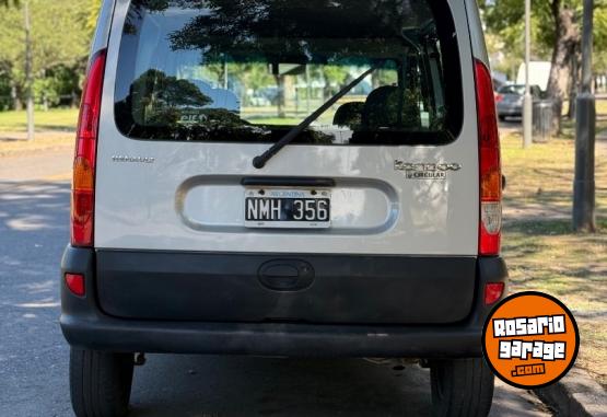 Utilitarios - Renault Kangoo 2014 Nafta 180000Km - En Venta