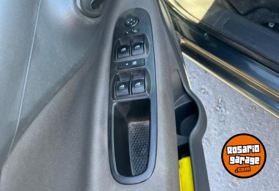 Autos - Fiat Punto Atractive 2014 Nafta 75800Km - En Venta