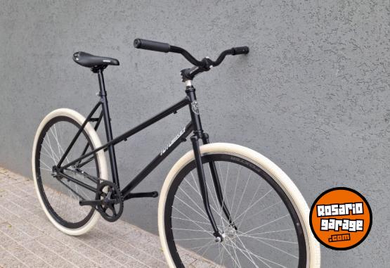 Deportes - BICICLETA ANDROMEDA R28 - HASTA 6 CUOTAS SIN INTERES!! - En Venta