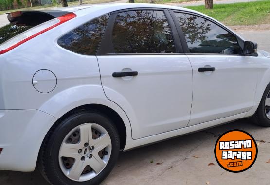 Autos - Ford Focus 1.6 MT 2011 Nafta 161000Km - En Venta