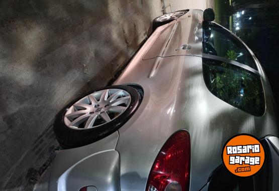 Autos - Peugeot 207 xt 2009 Nafta 160000Km - En Venta