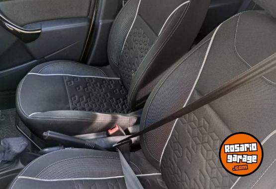 Camionetas - Renault Duster Oroch Outsider Plu 2019 Nafta 143000Km - En Venta