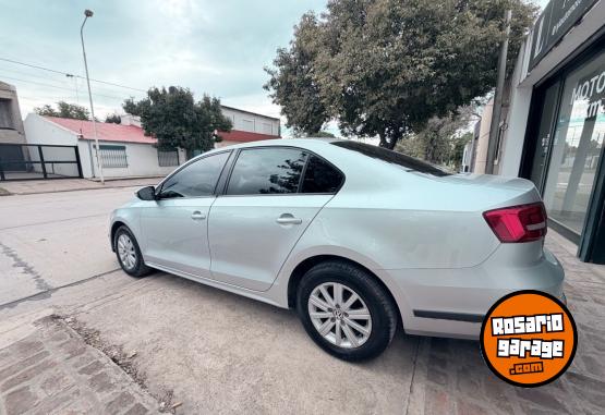 Autos - Volkswagen vento 2.0 Advance 2015 GNC 170000Km - En Venta