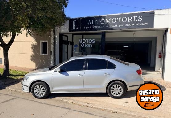 Autos - Volkswagen vento 2.0 Advance 2015 GNC 170000Km - En Venta