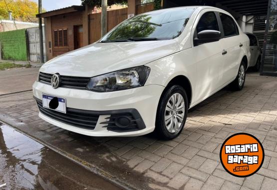 Autos - Volkswagen Voyage Comfortline 2016 Nafta 130000Km - En Venta