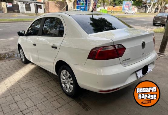 Autos - Volkswagen Voyage Comfortline 2016 Nafta 130000Km - En Venta