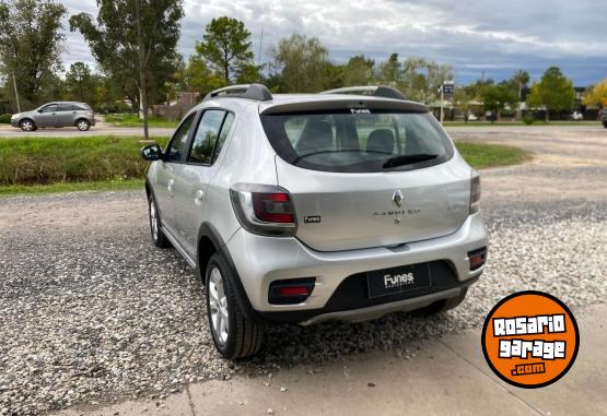 Autos - Renault Sandero Stepway Dynamique 2015 GNC 150000Km - En Venta