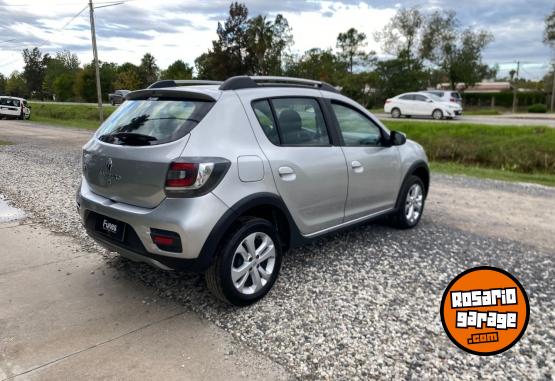 Autos - Renault Sandero Stepway Dynamique 2015 GNC 150000Km - En Venta