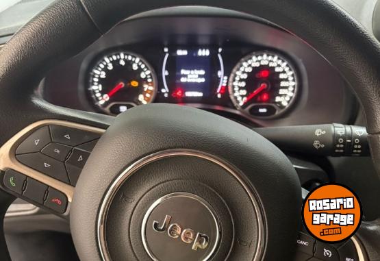 Camionetas - Jeep Renegade Sport 2017 Nafta 15000Km - En Venta