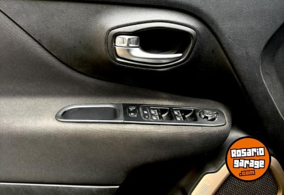 Camionetas - Jeep Renegade Sport 2017 Nafta 15000Km - En Venta