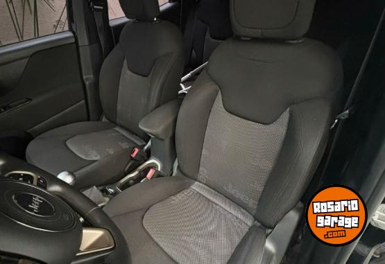 Camionetas - Jeep Renegade Sport 2017 Nafta 15000Km - En Venta