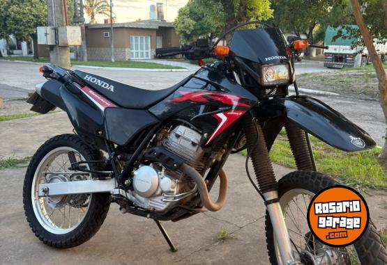 Motos - Honda Tornado 2020 Nafta 18000Km - En Venta
