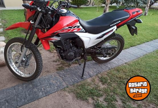 Motos - Honda XR190L 2024 Nafta 1350Km - En Venta