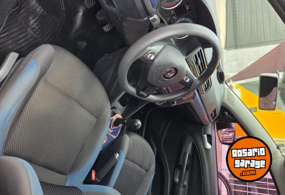 Autos - Volkswagen gol trend confortline 2017 Nafta 98000Km - En Venta