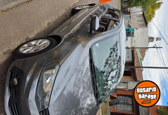 Autos - Volkswagen gol trend confortline 2017 Nafta 98000Km - En Venta