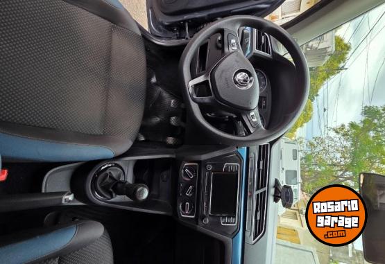 Autos - Volkswagen gol trend confortline 2017 Nafta 98000Km - En Venta