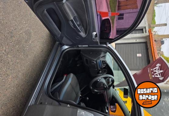 Autos - Volkswagen gol trend confortline 2017 Nafta 98000Km - En Venta