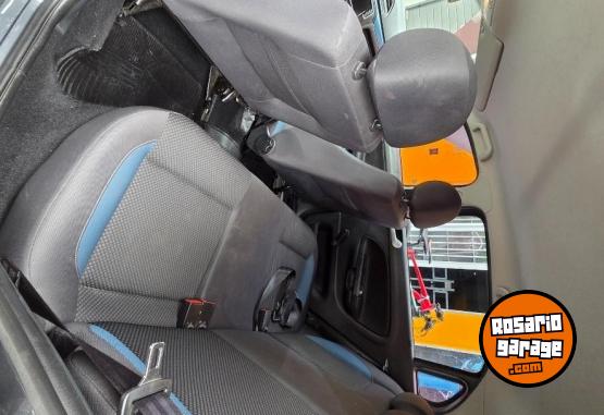 Autos - Volkswagen gol trend confortline 2017 Nafta 98000Km - En Venta