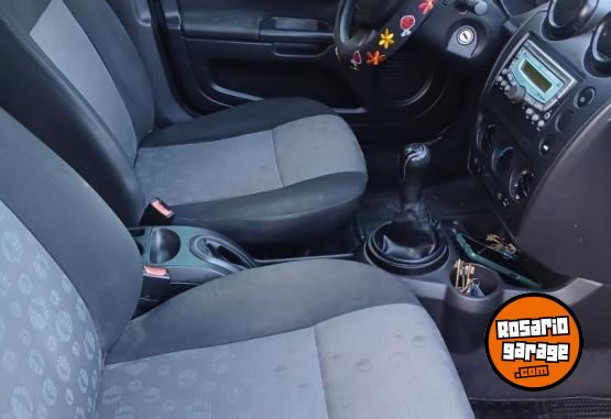 Autos - Ford Ford fiesta ambiente full 2011 Nafta 145000Km - En Venta