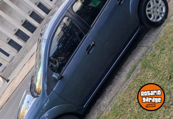 Autos - Ford Ford fiesta ambiente full 2011 Nafta 145000Km - En Venta