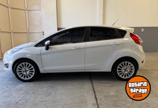 Autos - Ford FIESTA 1.6 TITANIUM 2016 Nafta 120000Km - En Venta