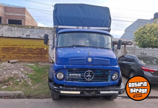 Camiones y Grúas - VENDO 1114 MOD 76 - En Venta