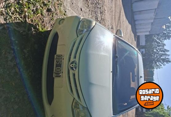 Autos - Toyota Etios 2014 GNC 250000Km - En Venta