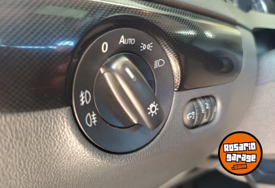 Autos - Volkswagen Vento Luxury Tiptronic 2011 Nafta 104000Km - En Venta