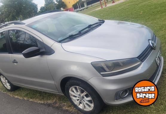 Autos - Volkswagen Suran 2015 GNC 115000Km - En Venta