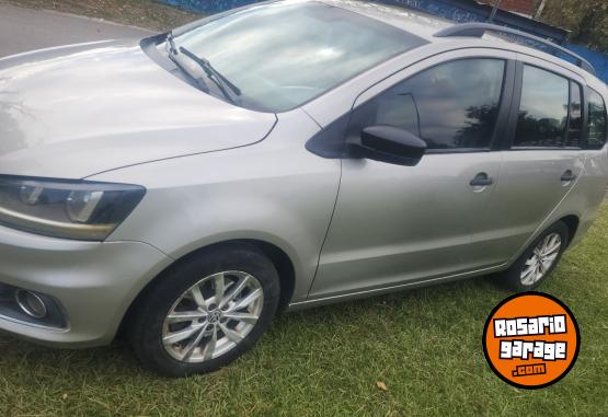 Autos - Volkswagen Suran 2015 GNC 115000Km - En Venta