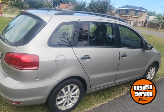 Autos - Volkswagen Suran 2015 GNC 115000Km - En Venta