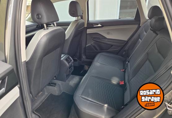 Autos - Volkswagen Taos comfortline 2023 Nafta 39000Km - En Venta