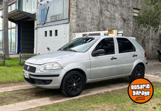 Autos - Fiat Palio Attractive 2011 Nafta 220000Km - En Venta