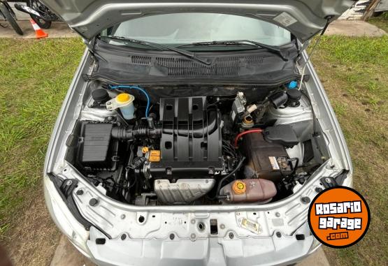 Autos - Fiat Palio Attractive 2011 Nafta 220000Km - En Venta