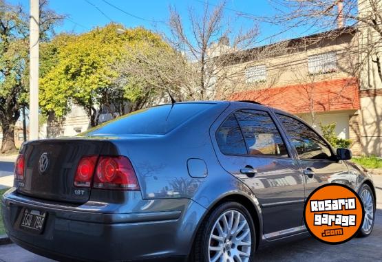 Autos - Volkswagen Bora 1.8t 2009 Nafta 140000Km - En Venta