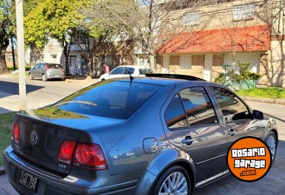 Autos - Volkswagen Bora 1.8t 2009 Nafta 140000Km - En Venta