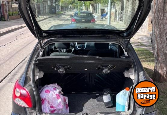 Autos - Peugeot 207 2012 Nafta 142000Km - En Venta