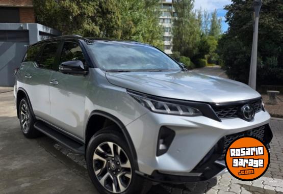 Camionetas - Toyota SW4 DIAMONT 7 AS 2022 Diesel 74000Km - En Venta