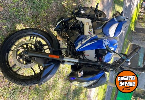 Motos - Bajaj Rouser 2023 Nafta 9300Km - En Venta