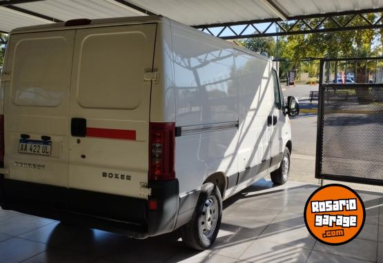 Utilitarios - Peugeot BOXER CONFORT HDI 2016 Diesel 174000Km - En Venta