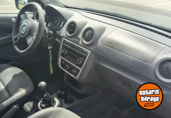 Autos - Volkswagen Voyage 2015 GNC 142000Km - En Venta