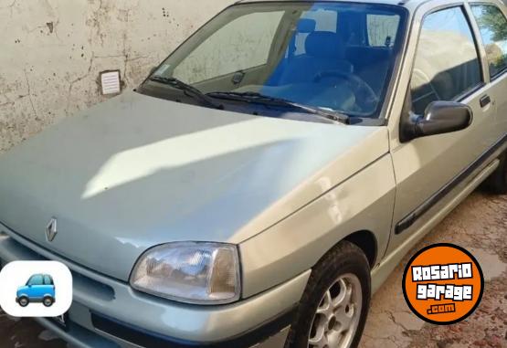 Autos - Renault Clio 1999 Diesel 111111Km - En Venta