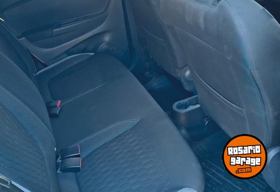 Autos - Renault Captur zen 2.0 2017 Nafta 77000Km - En Venta