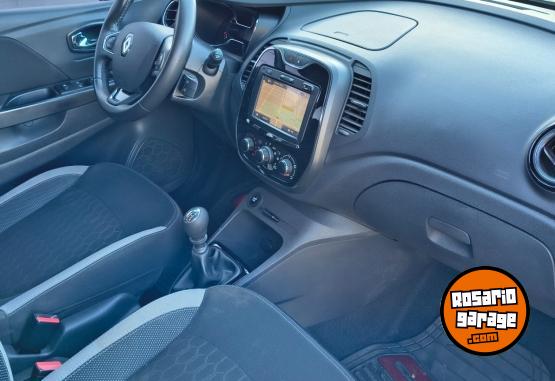 Autos - Renault Captur zen 2.0 2017 Nafta 77000Km - En Venta