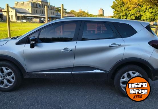 Autos - Renault Captur zen 2.0 2017 Nafta 75000Km - En Venta