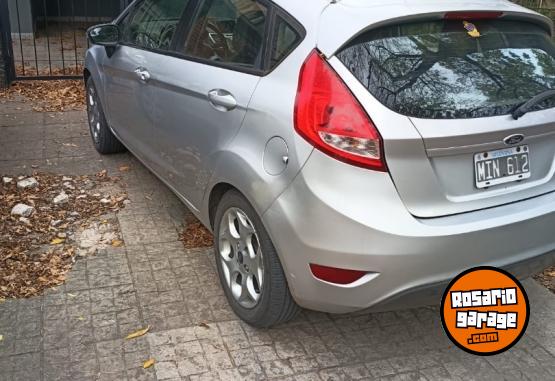 Autos - Ford Fiesta 2013 GNC 200000Km - En Venta