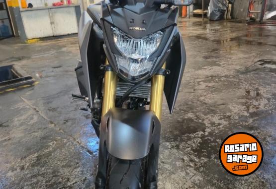 Motos - Honda Cb 2025 Nafta 5000Km - En Venta