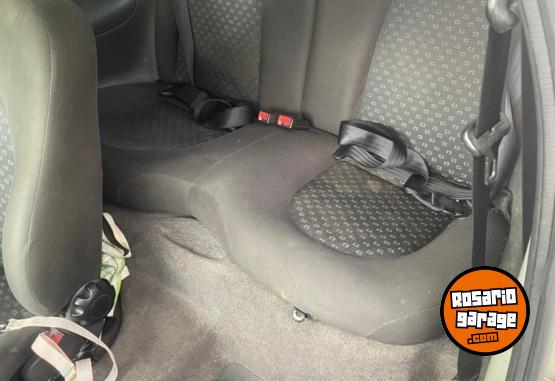 Autos - Ford KA 2005 Nafta 148000Km - En Venta